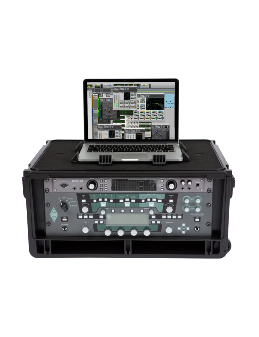 SKB® Case Resina Audio ISF4U Studio Flyer 4U + Notebook