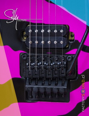 Sully® Guitarra Eléctrica ELITA Magenta Tiger Stripes Floyd Rose con estuche duro