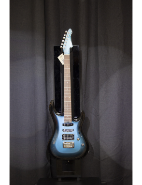 Aria® MAC-STD Guitarra Eléctrica 24F SSH Tremolo Super Strato® Color: Metallic Blue Shade