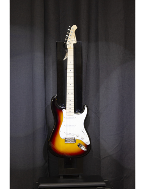 Aria® STG-M Guitarra Eléctrica SSS Maple Tremolo Stratocaster® Style | Color: 3 Tone Sunburst