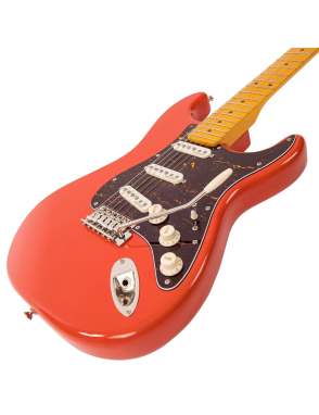 Vintage® V6M Guitarra Eléctrica SSS Maple Tremolo Color: Firenza Red