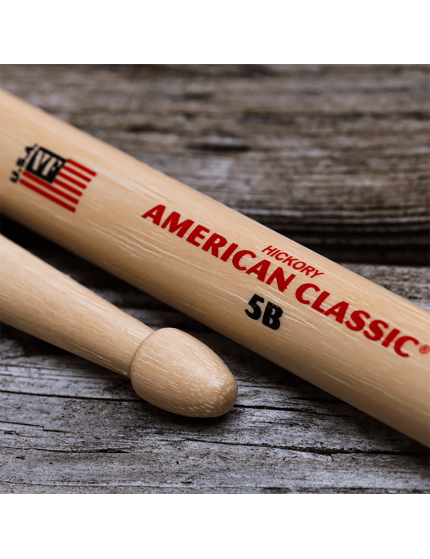 VIC FIRTH® 5B American Classic® Baqueta Punta Madera