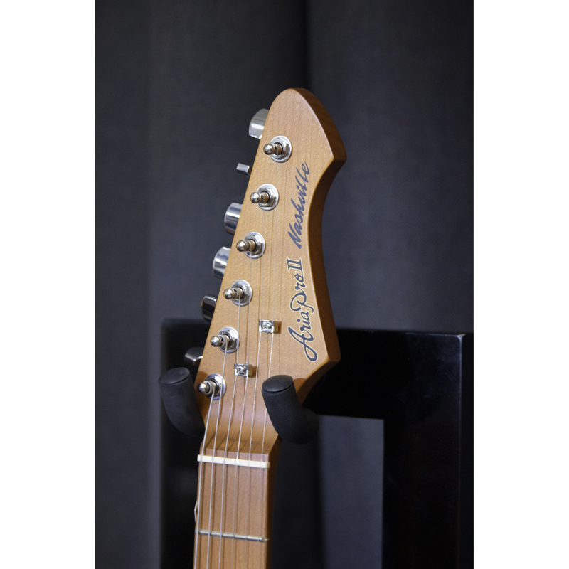 Aria® 615-MK2 Guitarra Eléctrica Nashville Telecaster® Style Flamed Color: Black Diamond