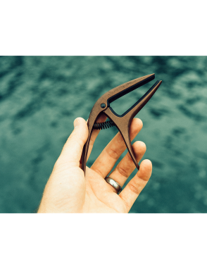 Ernie Ball® 9608 Cejillos Axis Capo Pewter