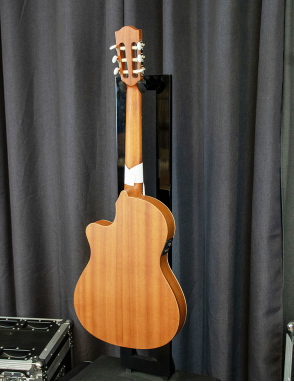 Alhambra® Z-Nature CT EZ Guitarra Clásica Estudio Cutaway Fishman Cuerpo Delgado con Funda | Natural