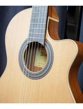 Alhambra® Z-Nature CT EZ Guitarra Clásica Estudio Cutaway Fishman Cuerpo Delgado con Funda | Natural