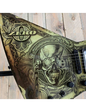 DEAN GUITARS® Guitarra Eléctrica Dave Mustaine ZERO “IN DETH WE TRUST” con Case